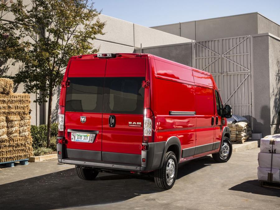  Dodge Ram ProMaster 2500 Cargo Van 2013 года  (фото 9 из 9)